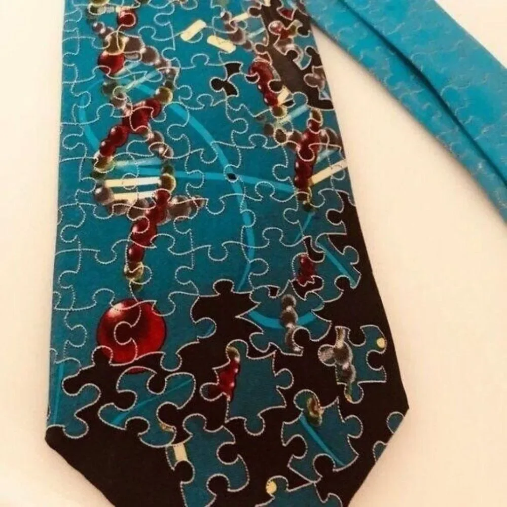 #3021 Christmas puzzle pieces necktie 57 X 4